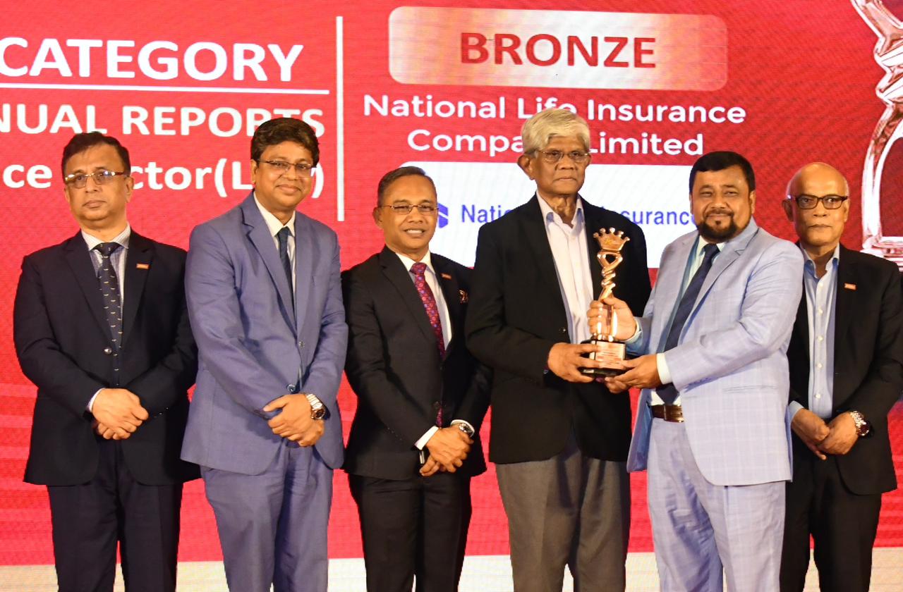 ব্যাংকিং খাতে স্বচ্ছতা ও জবাবদিহিতা বেশি জরুরি : অর্থ উপদেষ্টা